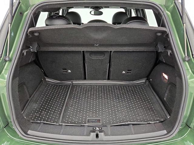 Photo of 2016 Green MINI Countryman