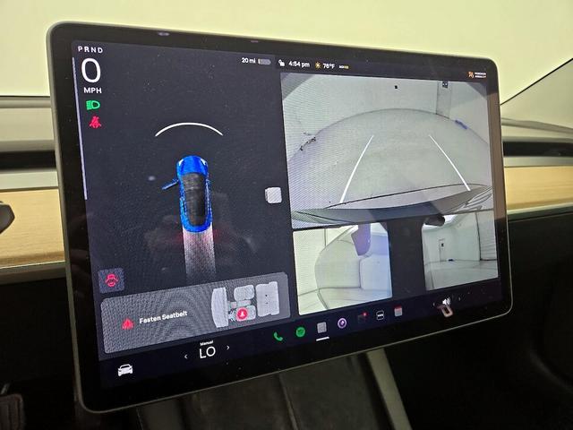 Photo of 2021 Blue Tesla Model 3