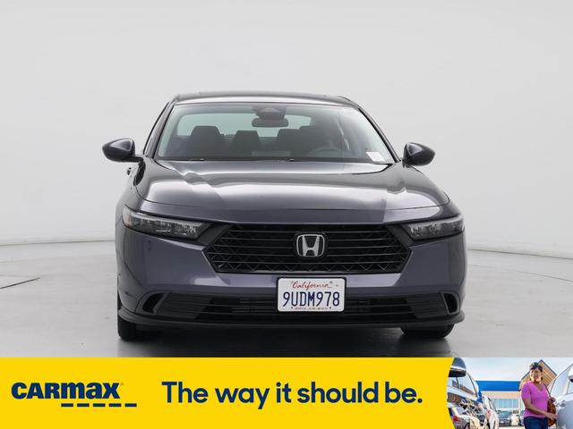 Photo of 2024 Gray Honda Accord