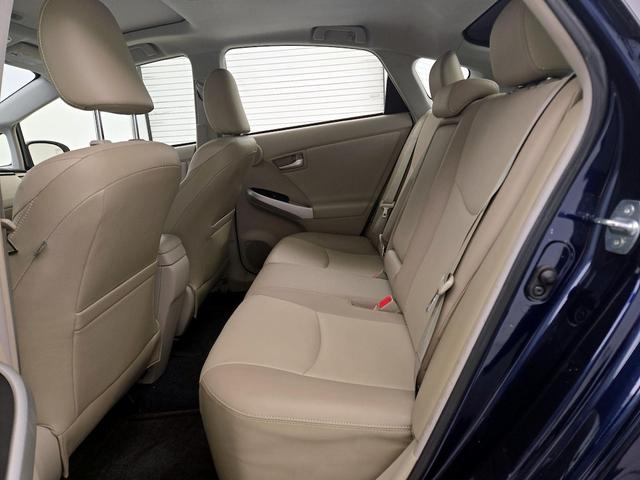 Photo of 2015 Blue Toyota Prius