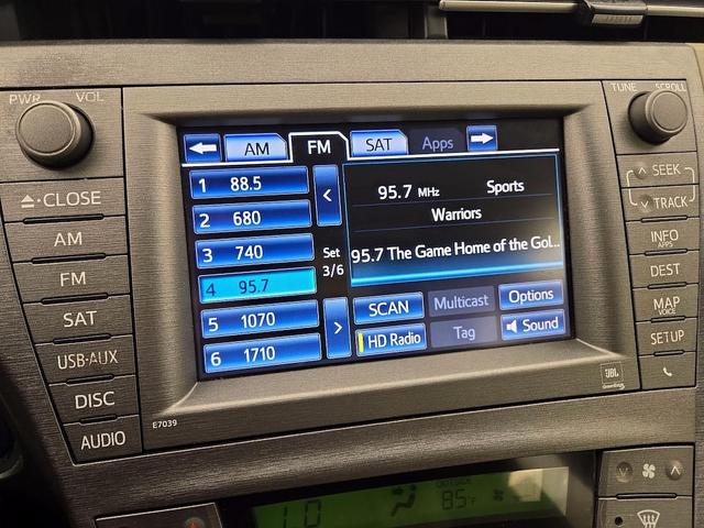 Photo of 2015 Blue Toyota Prius