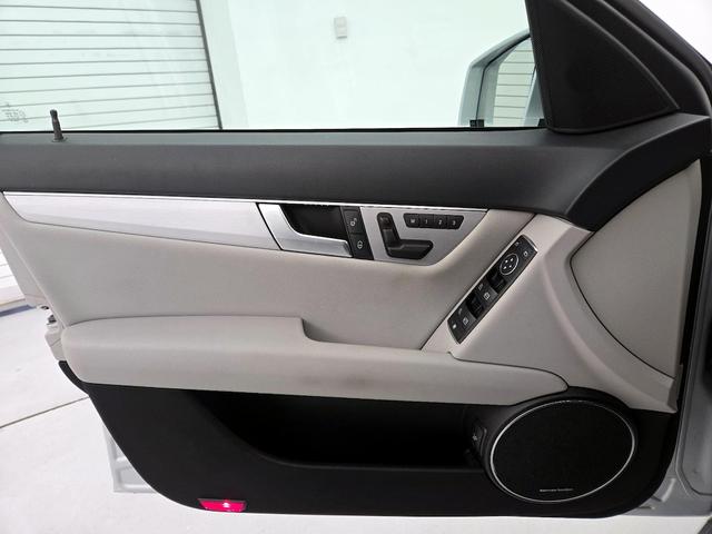 Photo of 2014 Silver Mercedes-Benz C-Class