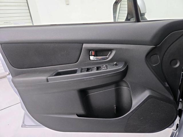 Photo of 2014 Silver Subaru Impreza