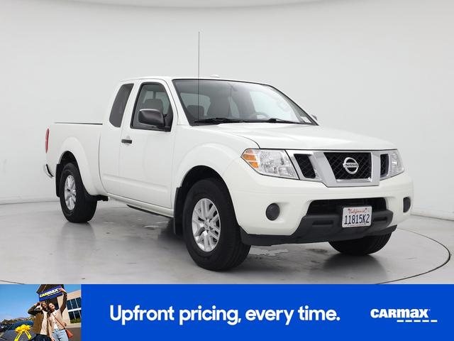 Photo of 2017 White Nissan Frontier