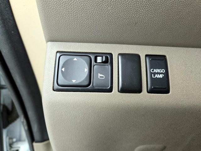 Photo of 2017 White Nissan Frontier
