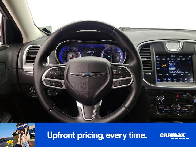 Photo of 2019 Red Chrysler 300