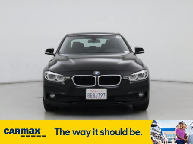 Photo of 2018 Black BMW 320