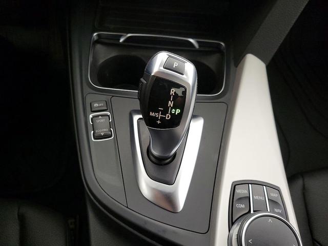 Photo of 2018 Black BMW 320