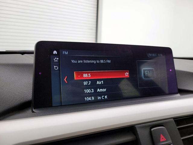 Photo of 2018 Black BMW 320