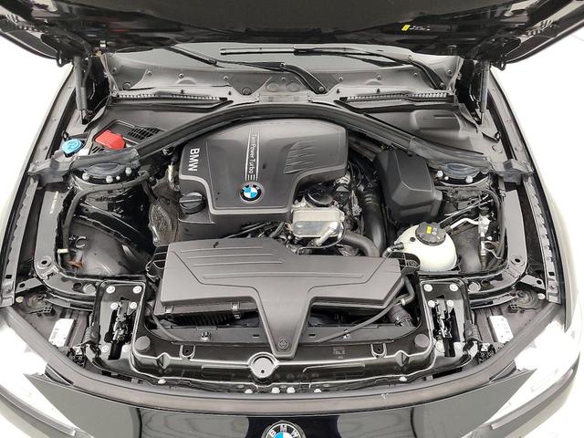 Photo of 2018 Black BMW 320