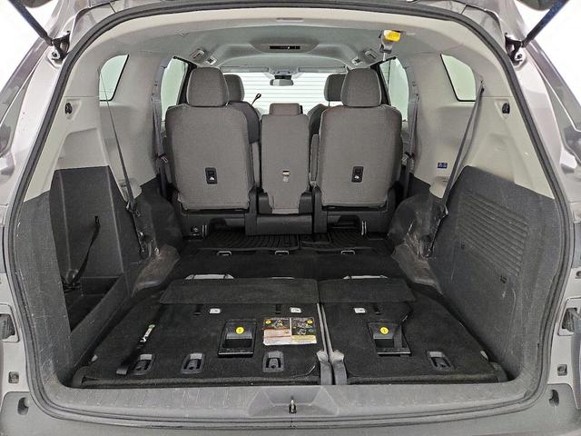 Photo of 2021 Gray Toyota Sienna