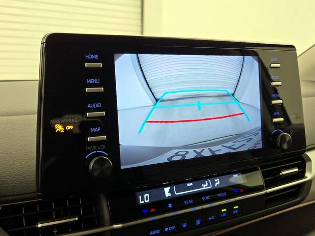 Photo of 2021 Gray Toyota Sienna