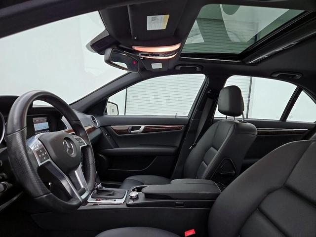 Photo of 2014 Black Mercedes-Benz C-Class
