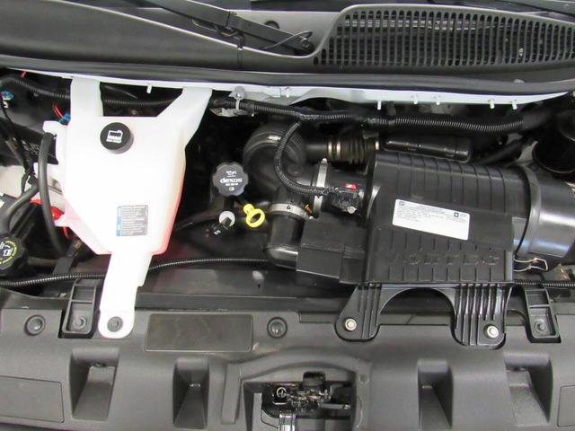 Photo of 2020 White Chevrolet Express 3500