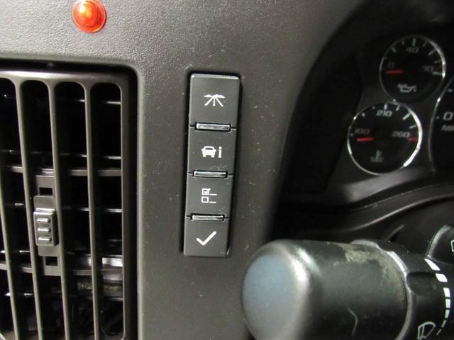 Photo of 2020 White Chevrolet Express 3500