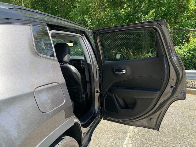 Photo of 2021 Granite Crystal Clearcoat Metallic Jeep Compass