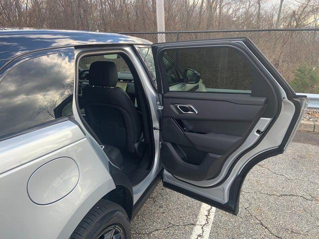 Photo of 2024 Hakuba Silver Land Rover Range Rover Velar