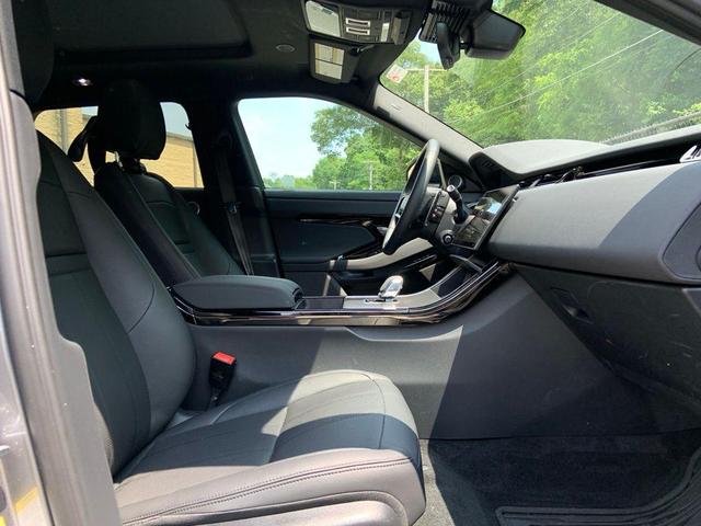 Photo of 2024 Eiger Gray Metallic Land Rover Range Rover Evoque