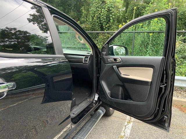 Photo of 2022 Shadow Black Ford Ranger