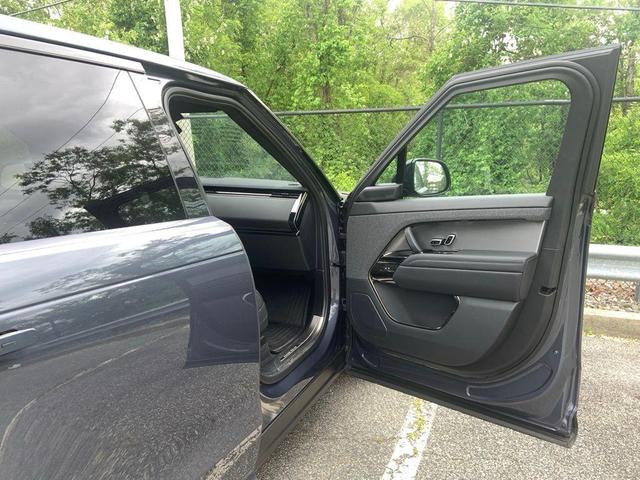 Photo of 2025 Varesine Blue Land Rover Range Rover Sport