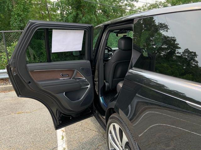 Photo of 2025 Santorini Black Land Rover Range Rover