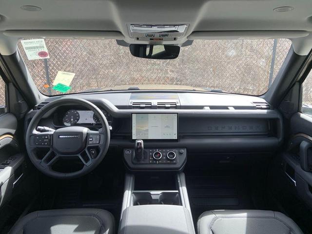 Photo of 2025 Gondwana Stone Land Rover Defender