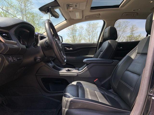 Photo of 2022 Midnight Blue Metallic GMC Acadia