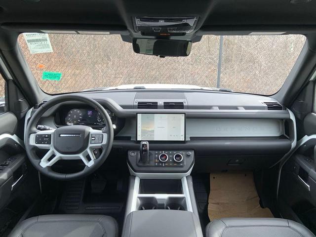 Photo of 2025 Fuji White Land Rover Defender