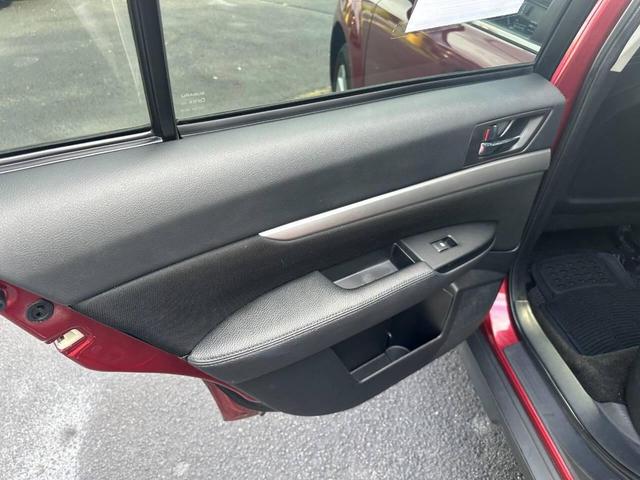 Photo of 2014 Venetian Red Pearl Subaru Outback