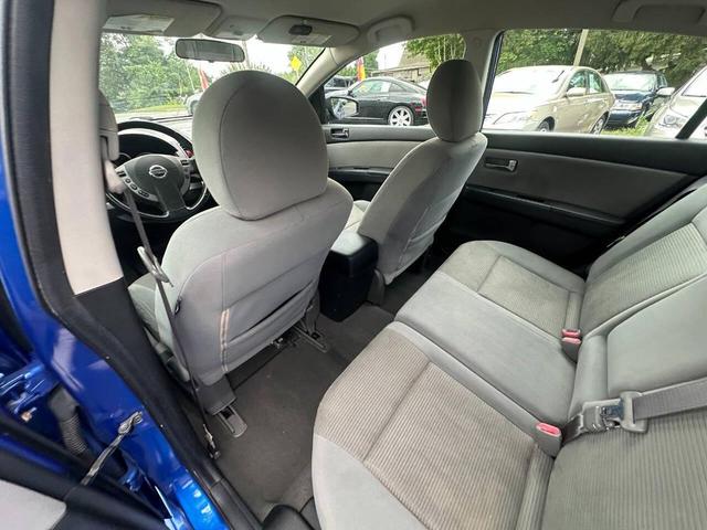 Photo of 2010 Metallic Blue Nissan Sentra