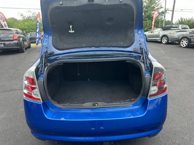 Photo of 2010 Metallic Blue Nissan Sentra