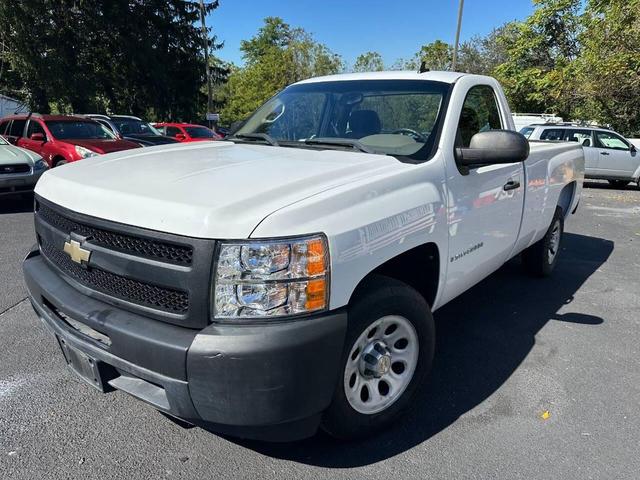Photo of 2009 Summit White Chevrolet Silverado 1500