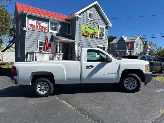 Photo of 2009 Summit White Chevrolet Silverado 1500