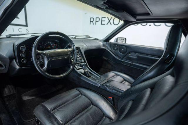 Photo of 1991 Silver Porsche 928