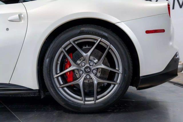 Photo of 2015 Bianco Italia Ferrari F12berlinetta