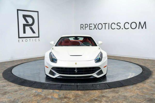 Photo of 2015 Bianco Italia Ferrari F12berlinetta