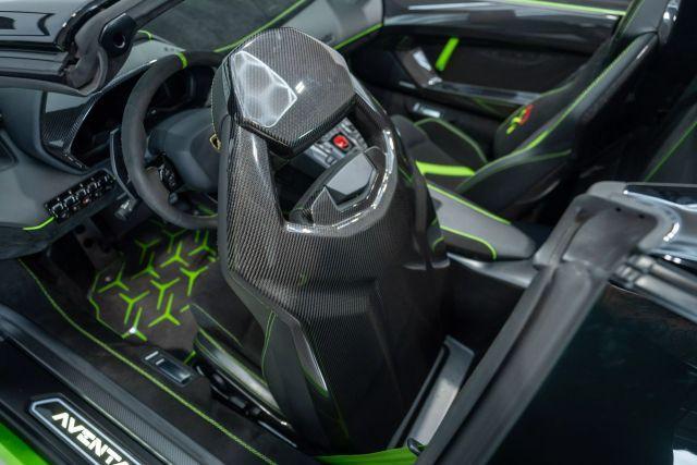 Photo of 2021 Green Lamborghini Aventador SVJ