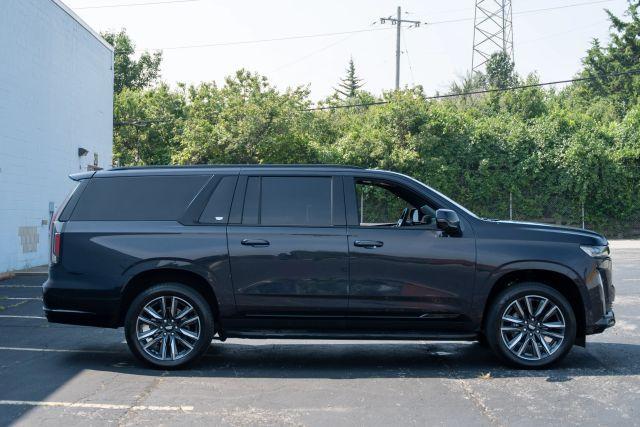 Photo of 2024 Black Cadillac Escalade ESV