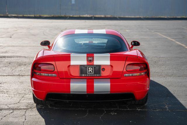 Photo of 2006 Red Dodge Viper