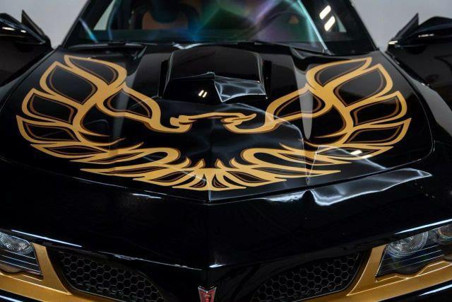 Photo of 2015 Black Chevrolet Camaro