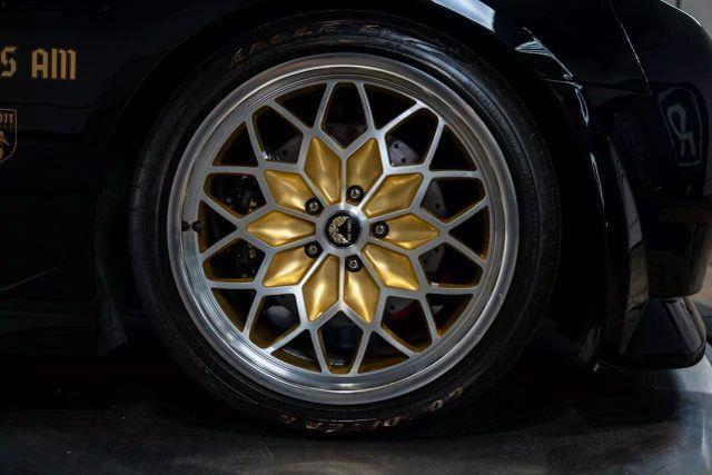 Photo of 2015 Black Chevrolet Camaro