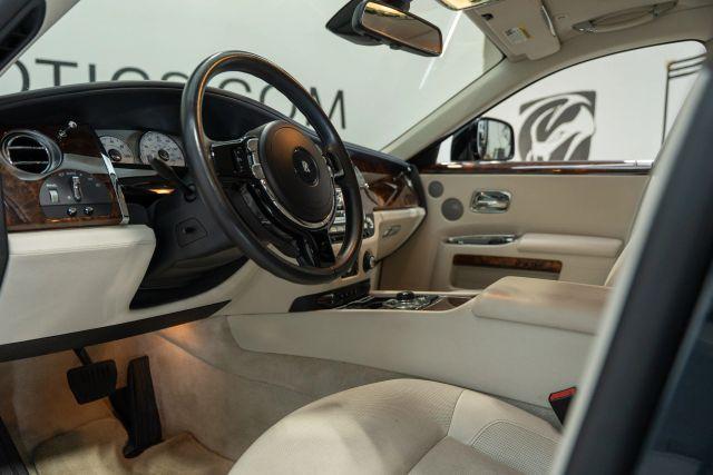 Photo of 2011 Black Rolls-Royce Ghost