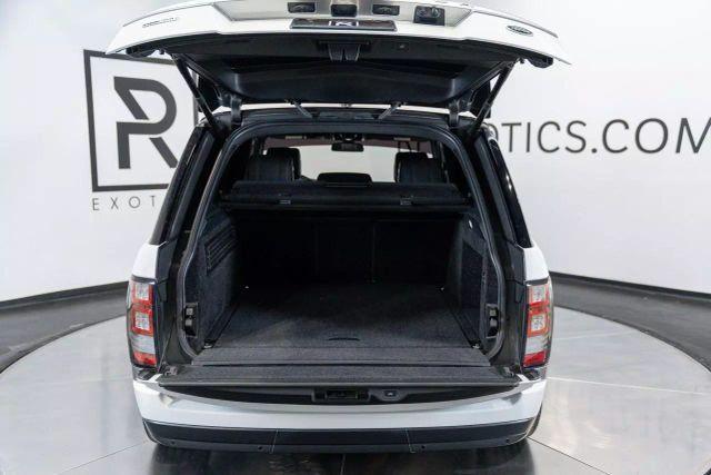 Photo of 2016 Fuji White Land Rover Range Rover