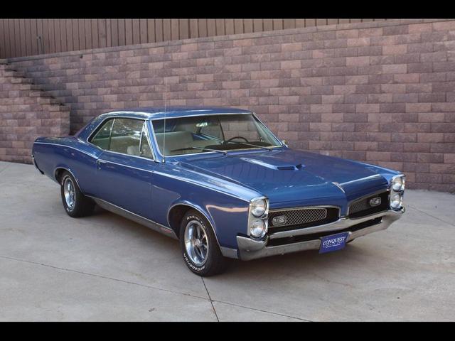 Photo of 1967 BLUE Pontiac GTO