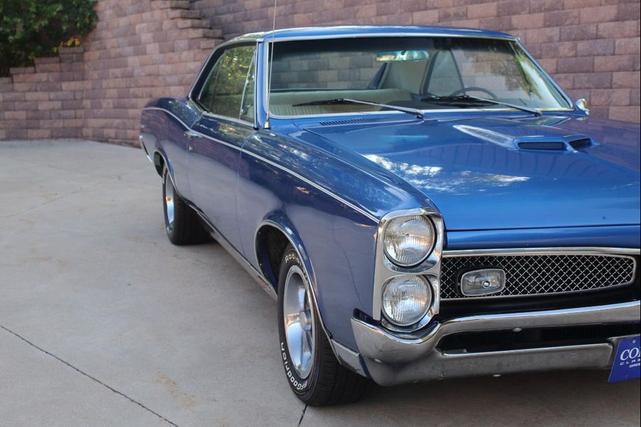 Photo of 1967 BLUE Pontiac GTO