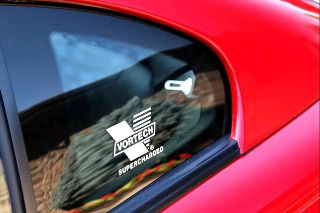 Photo of 1995 RED Ford Mustang