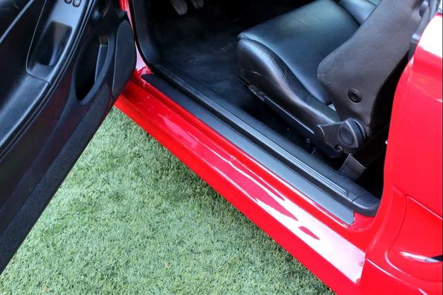 Photo of 1995 RED Ford Mustang