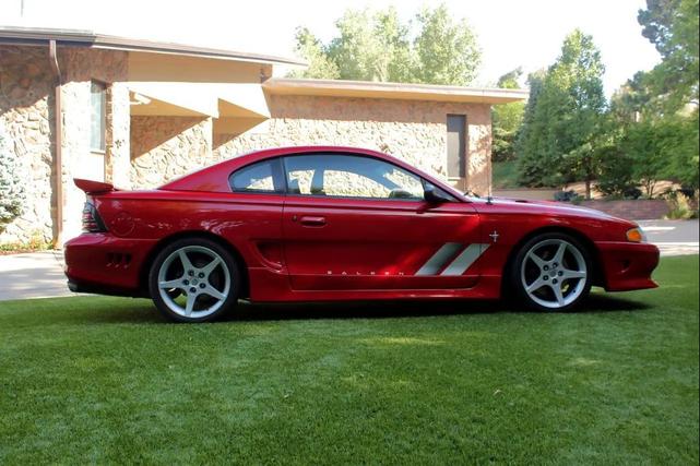 Photo of 1995 RED Ford Mustang