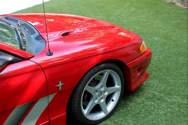 Photo of 1995 RED Ford Mustang