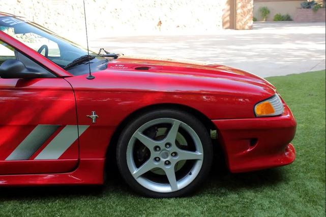 Photo of 1995 RED Ford Mustang